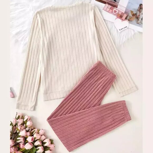 Women's Heart Embroidered All-Season Loungewear/Pajama Set - Picture 4 of 11